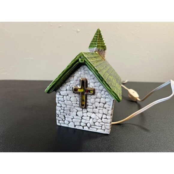 Vintage Ceramic Light Up Church Chapel Hand Painted Stained Glass 6.5" Tall - Picture 11 of 16